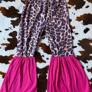 Girls Flare Pants. EUC